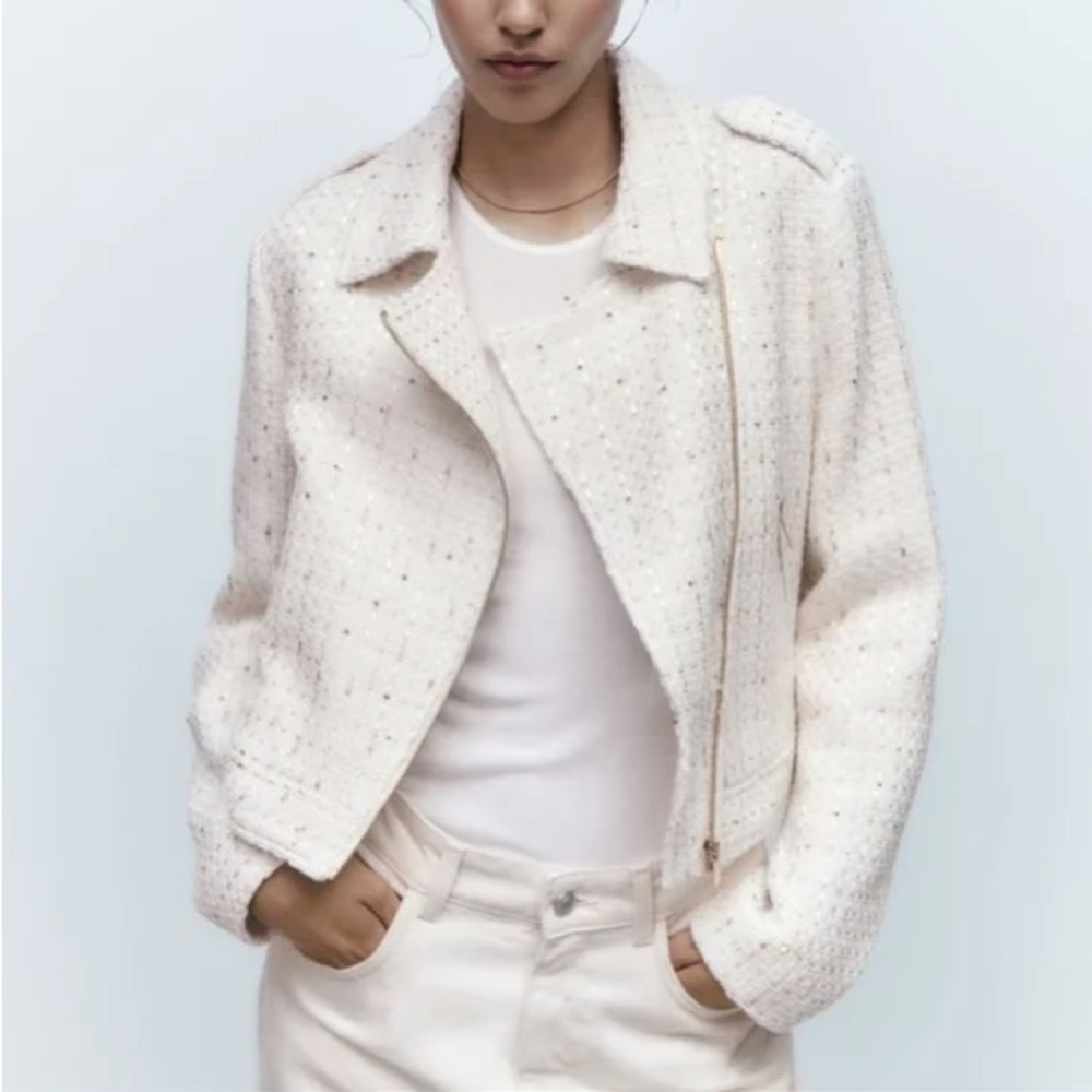 Zara Cream coat with Textured Elegance